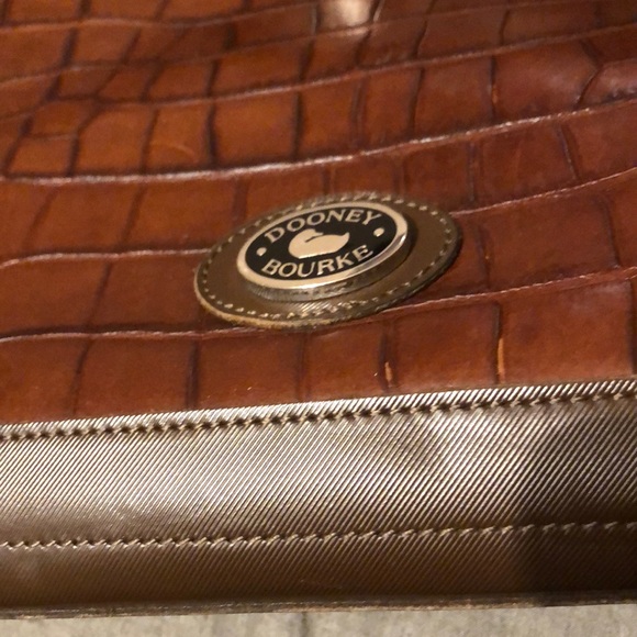 Dooney Bourke brown vintage leather large hobo handbag like new - Picture 2 of 11